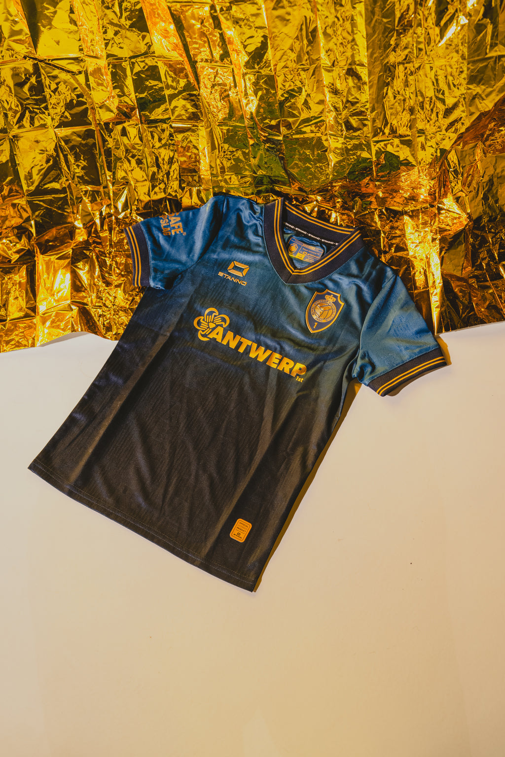 ROYAL ANTWERP THIRD SHIRT 26/27 - JUNIOR