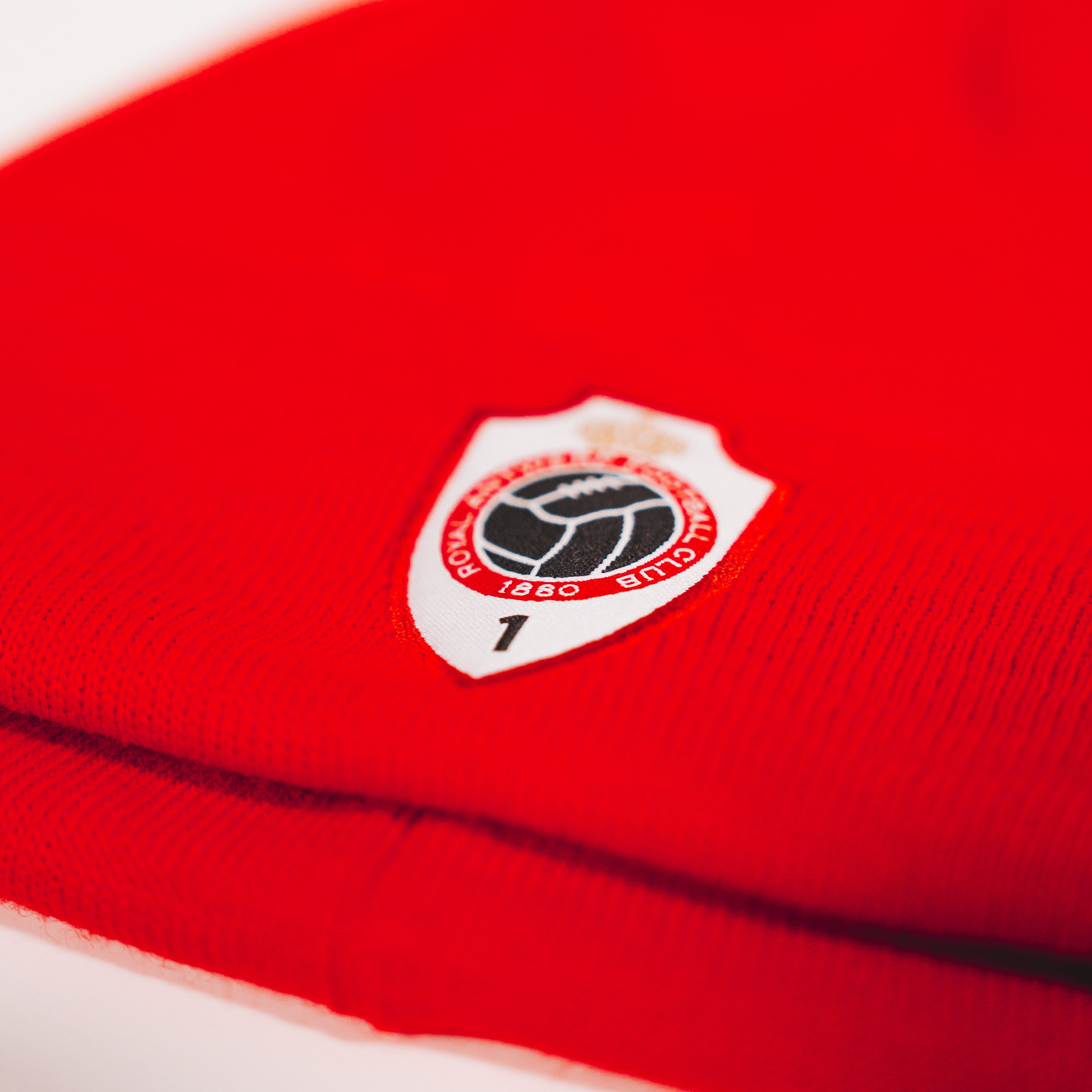 Rode muts met logo RAFC – Royal Antwerp FC Fanshop