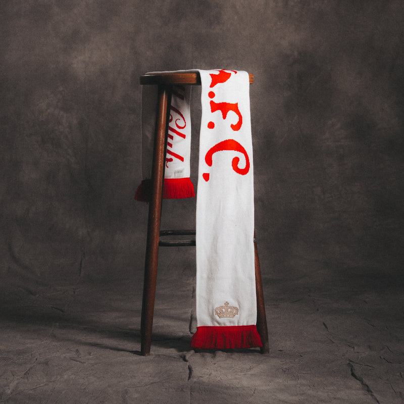 Rafc retro sjaal met borduring kroontje