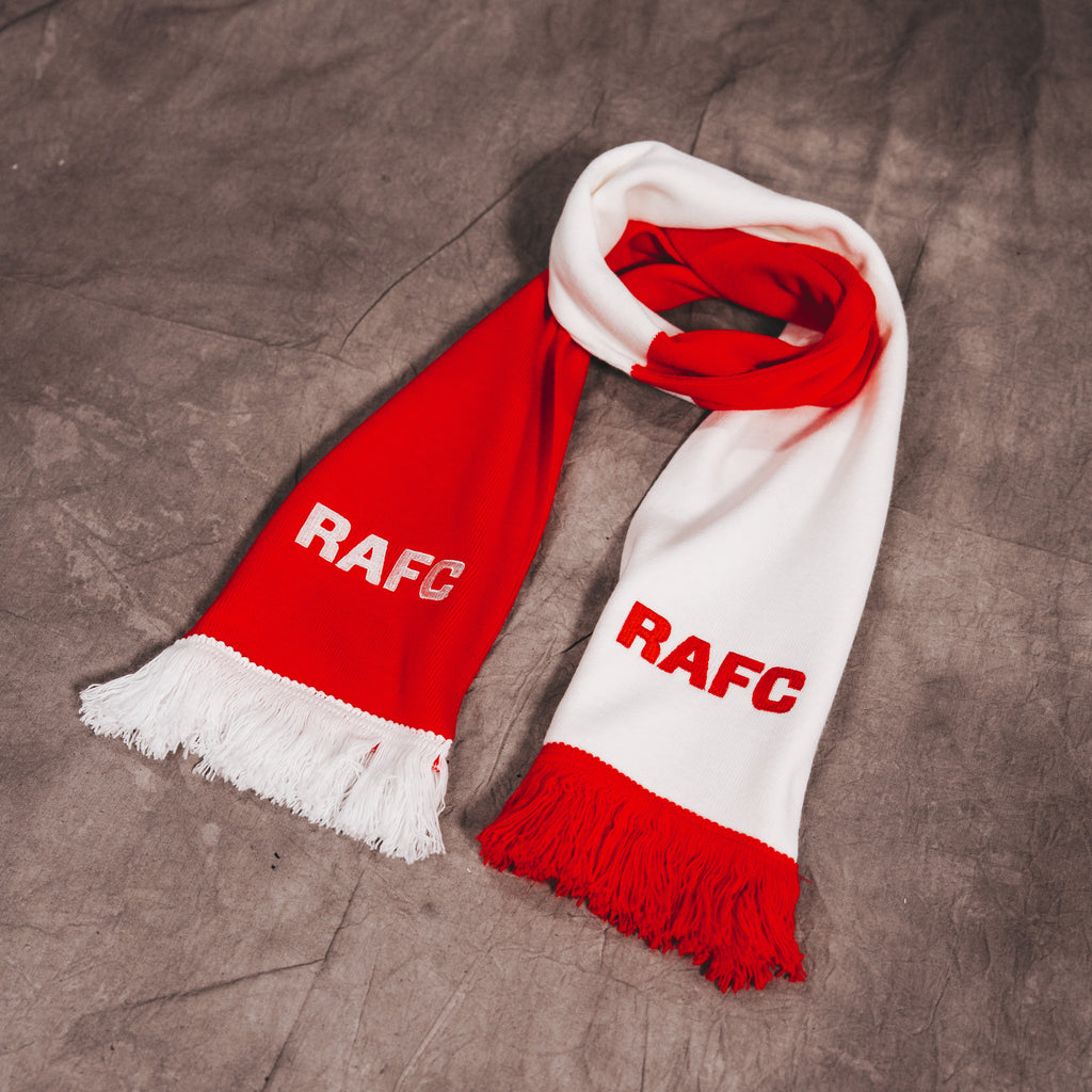 Sjaal half/half met borduring RAFC