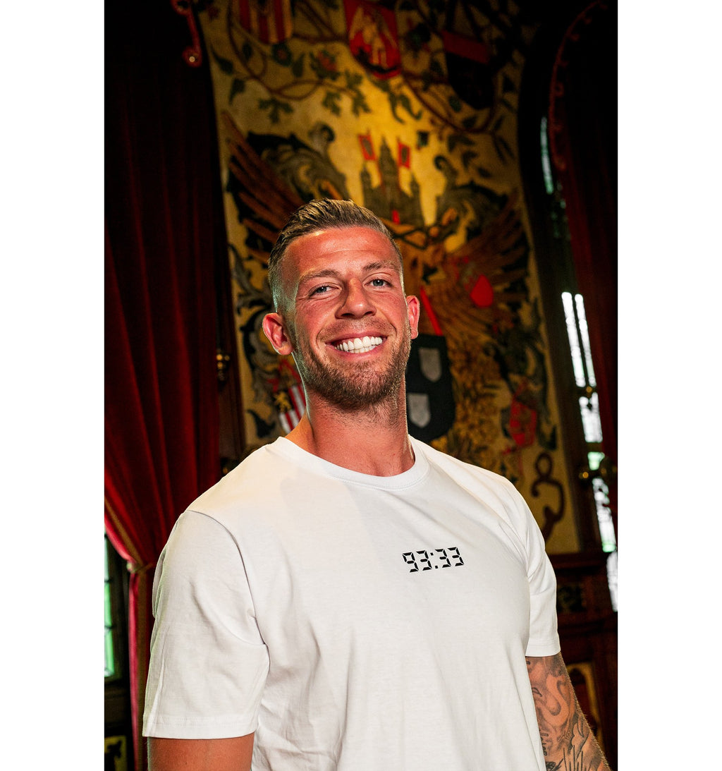 Royal Antwerp T-shirt wit - 93:33 TOBY rug
